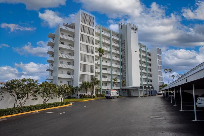 Situated on the sixth floor of the iconic Brightwaters Tower in - Beach Condo for sale in St. Petersburg, Florida on Beachhouse.com