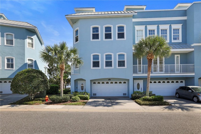 Looking for the perfect Location?  A beautiful 2600 square foot - Beach Townhome/Townhouse for sale in Tarpon Springs, Florida on Beachhouse.com