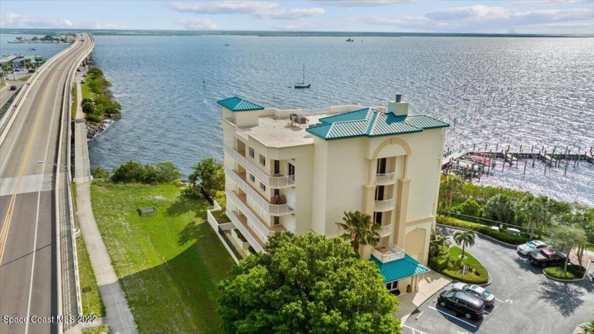 One owner luxurious single story condo, you will own entire 3rd - Beach Condo for sale in Titusville, Florida on Beachhouse.com