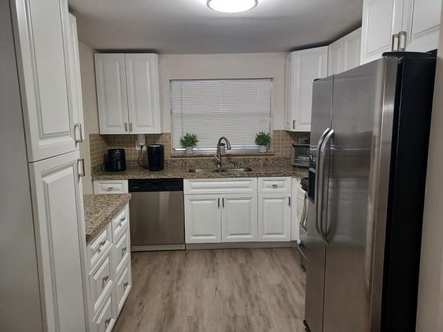 Welcome to this beautifully maintained 55+ condominium community - Beach Condo for sale in Sunrise, Florida on Beachhouse.com