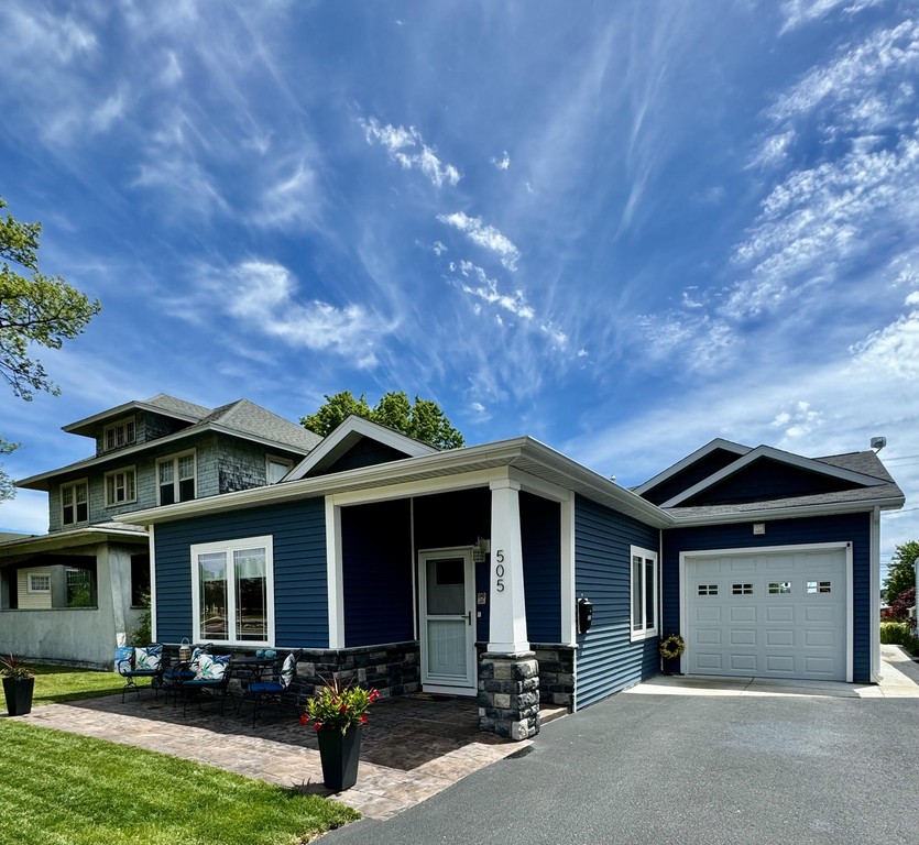 Enjoy LAKE LIFE at this SLEEK 2 bedroom, 2 bath COMPLETELY - Beach Home for sale in Ludington, Michigan on Beachhouse.com