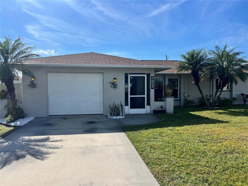 This charming two-bedroom, two-bath home presents an excellent - Beach Home for sale in Englewood, Florida on Beachhouse.com
