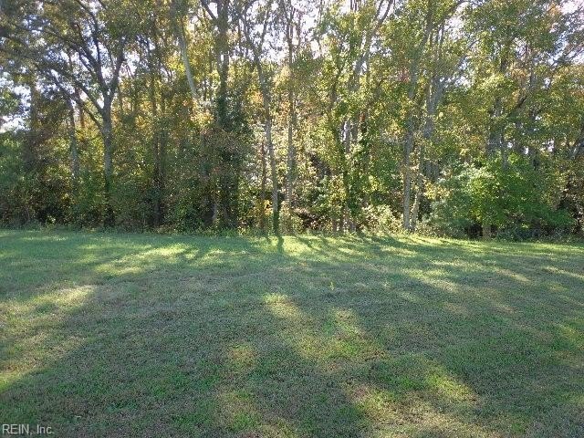 Beautiful lakefront 17.45 Acre Lot in Smithfield on the James - - Beach Acreage for sale in Smithfield, Virginia on Beachhouse.com