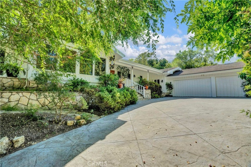 Modern Ranch Home Built in 1999 by the current owners from the - Beach Home for sale in Rolling Hills, California on Beachhouse.com