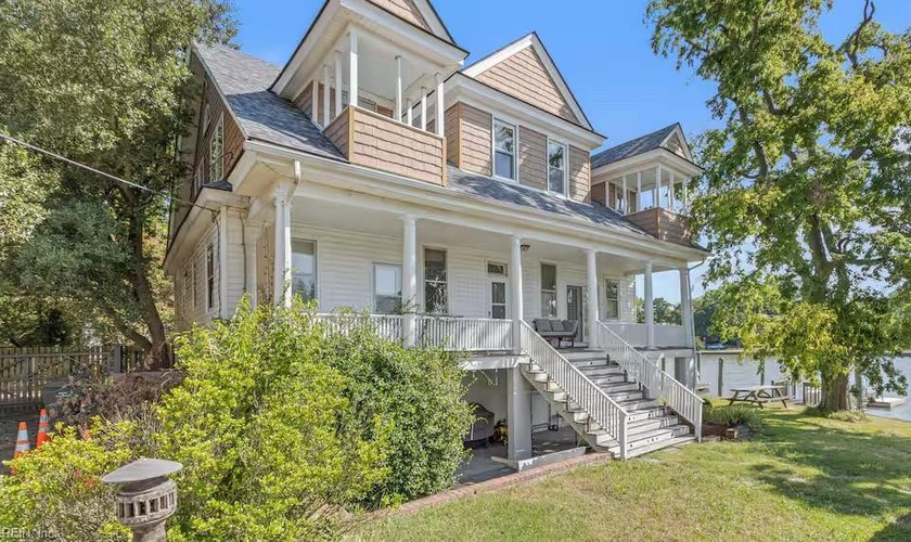 Rare waterfront midterm rental investment opportunity! This - Beach Lot for sale in Norfolk, Virginia on Beachhouse.com