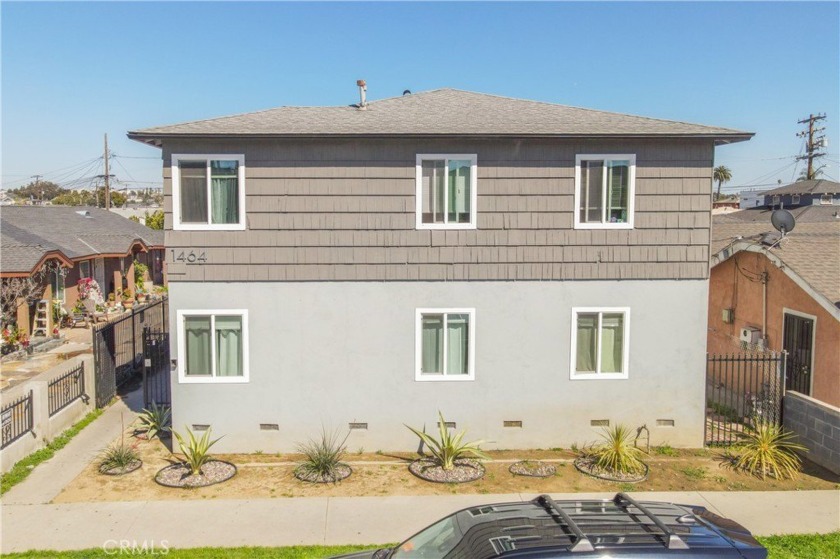 Significant Price reduction!!!  Totally remodeled, turnkey - Beach Apartment for sale in Long Beach, California on Beachhouse.com