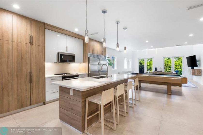 Discover the epitome of urban luxury living in Victoria Park! - Beach Townhome/Townhouse for sale in Fort Lauderdale, Florida on Beachhouse.com