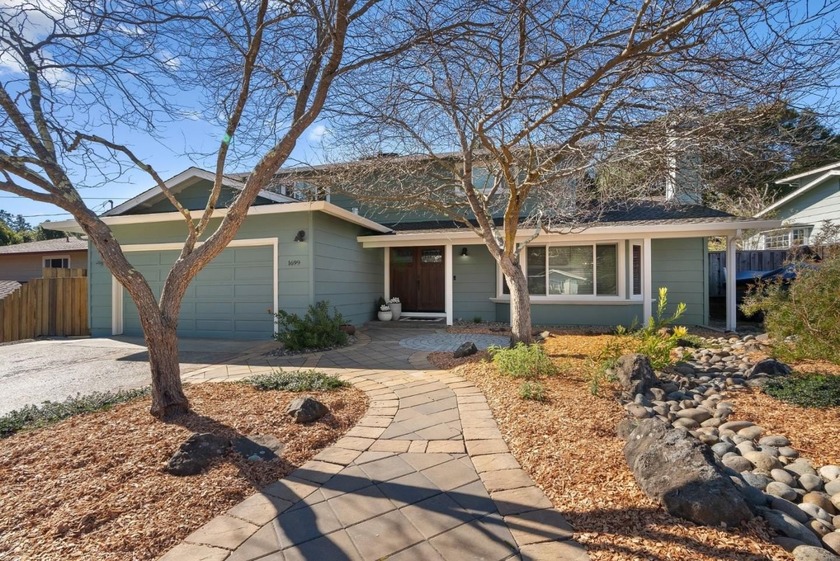 Located in the highly sought-after Vienna Woods community of - Beach Home for sale in Aptos, California on Beachhouse.com