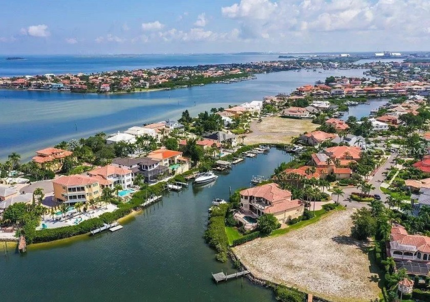 Come and see this beautiful, vacant waterfront lot featuring a - Beach Lot for sale in Apollo Beach, Florida on Beachhouse.com
