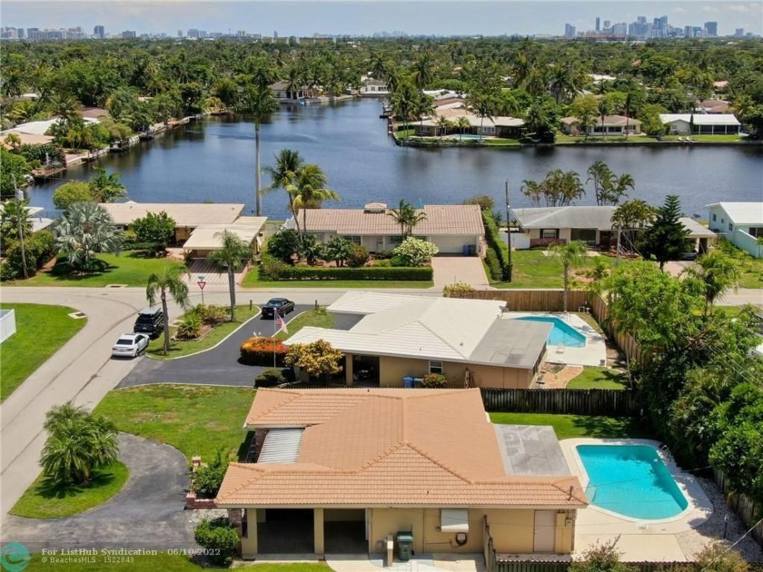 Rare opportunity to find this original-owner home in Coral - Beach Home for sale in Oakland Park, Florida on Beachhouse.com