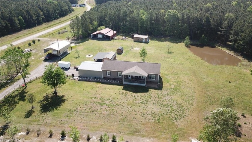 Beautiful 3 bedroom 2 bath ranch home on 10 acres with a large - Beach Home for sale in Hertford, North Carolina on Beachhouse.com