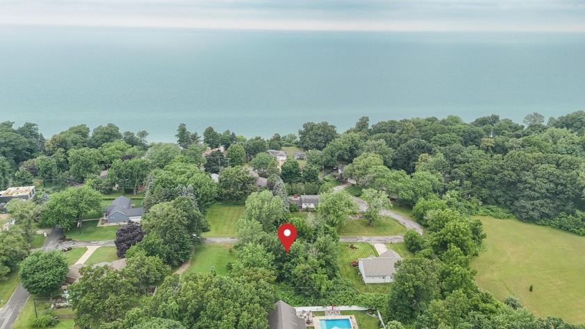 Build your dream home close to the beaches of Lake Michigan! - Beach Lot for sale in Benton Harbor, Michigan on Beachhouse.com