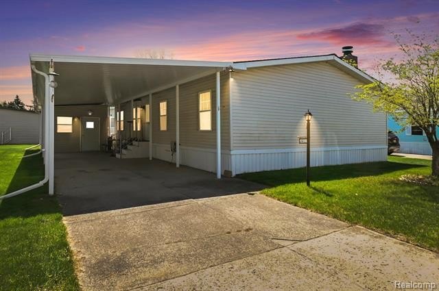 OPEN SHOWING SUN 5/18, 1-3PM.  Welcome home to this very - Beach Home for sale in Shelby, Michigan on Beachhouse.com
