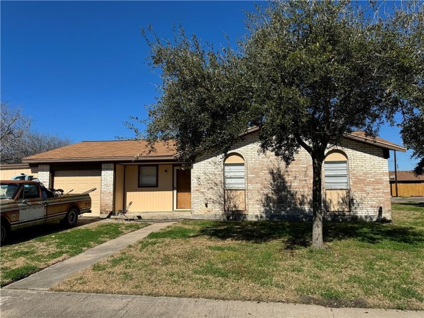 You will find this home in the heart of Portland, with - Beach Home for sale in Portland, Texas on Beachhouse.com