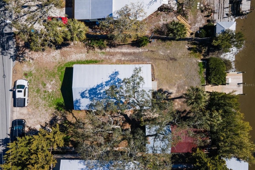 Investor Alert! Rare canal-front lot in Cedar Key with excellent - Beach Lot for sale in Cedar Key, Florida on Beachhouse.com