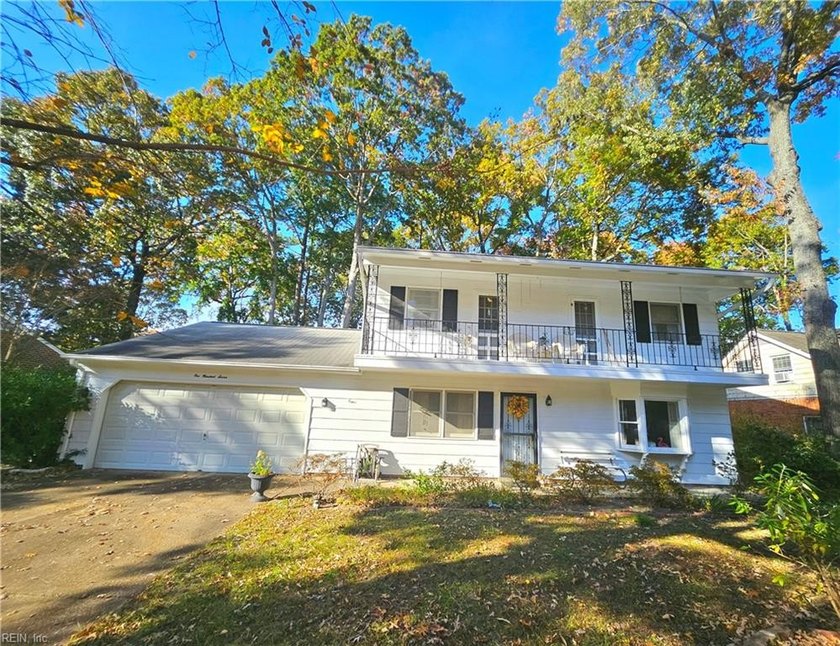 Welcome home to this spacious 4-bedroom, 2.5 bath home tucked - Beach Home for sale in Hampton, Virginia on Beachhouse.com