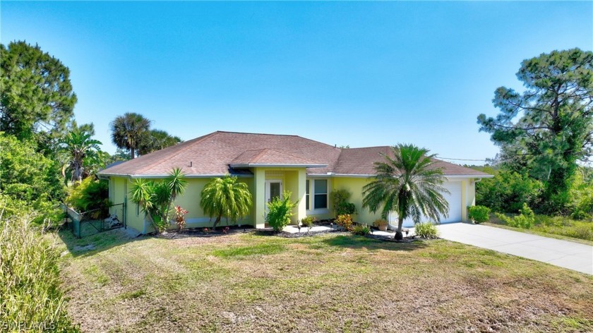 Welcome to your own piece of paradise! This is a beautiful 3 - Beach Home for sale in Lehigh Acres, Florida on Beachhouse.com