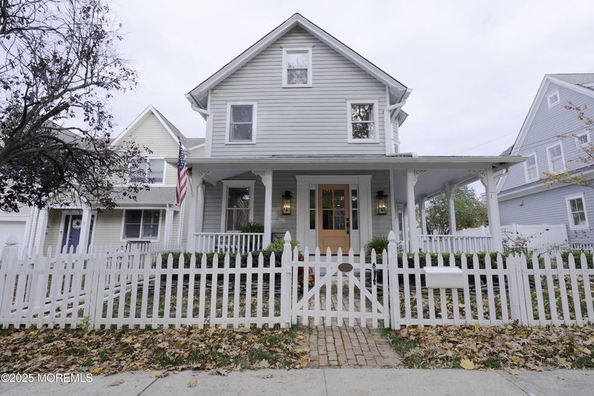 This charming home blends traditional charm with modern style - Beach Home for sale in Rumson, New Jersey on Beachhouse.com