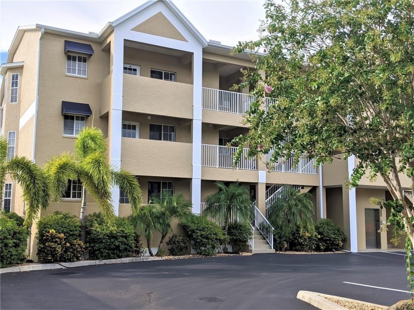 Welcome to your waterfront Turn-key condominium Paradise. This - Beach Condo for sale in Englewood, Florida on Beachhouse.com