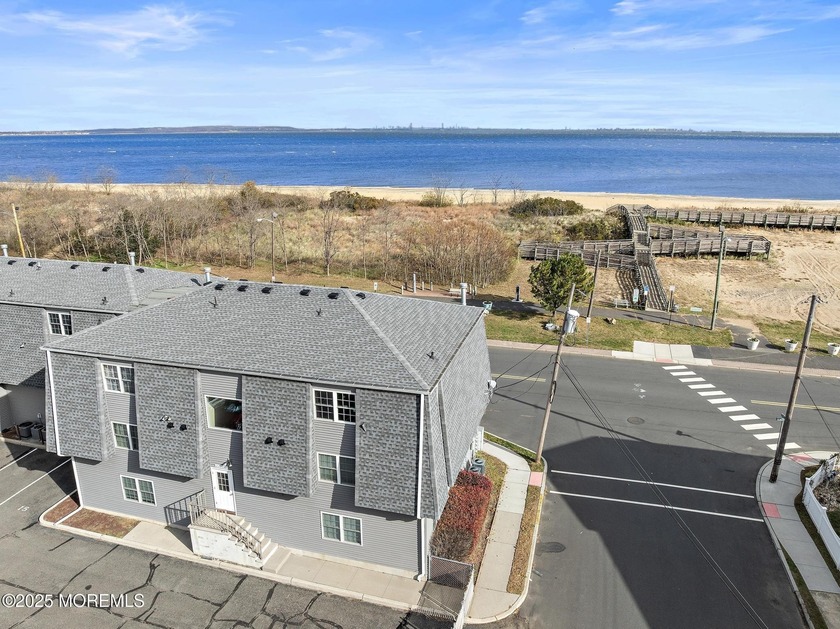 Beachside Condo in Up-and-Coming Keansburg! This 1-bedroom - Beach Condo for sale in Keansburg, New Jersey on Beachhouse.com