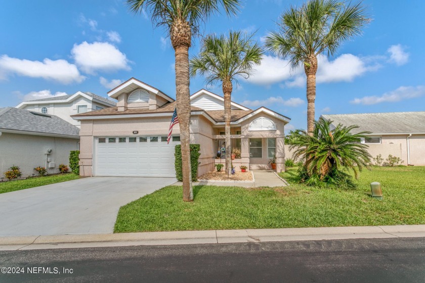 Finally!  An adorable 2 bedroom, single family home with a pool - Beach Home for sale in St Augustine, Florida on Beachhouse.com