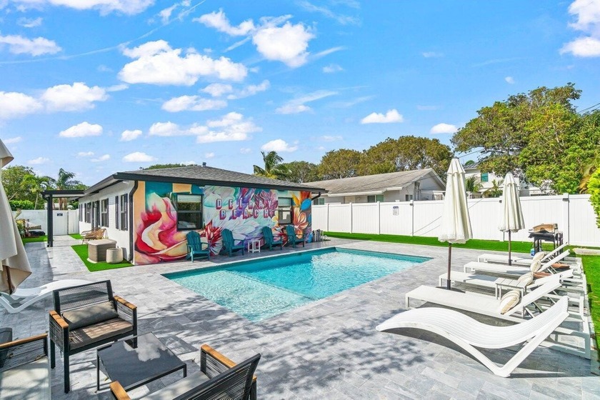 Discover this fully furnished, turn-key duplex ideally located - Beach Townhome/Townhouse for sale in Delray Beach, Florida on Beachhouse.com