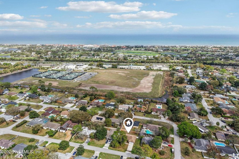 This charming well-maintained brick home has 3 bedrooms, 2 full - Beach Home for sale in Ponte Vedra Beach, Florida on Beachhouse.com