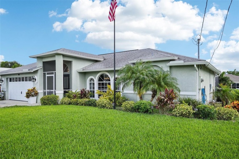 * * * NO FLOOD INSURANCE NEEDED; ALL ASSESSMENTS PAID; IMPACT - Beach Home for sale in Cape Coral, Florida on Beachhouse.com