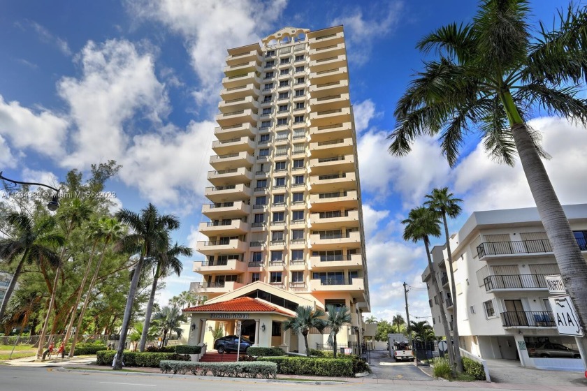Enjoy stunning ocean and city views from this beautiful - Beach Condo for sale in Miami  Beach, Florida on Beachhouse.com