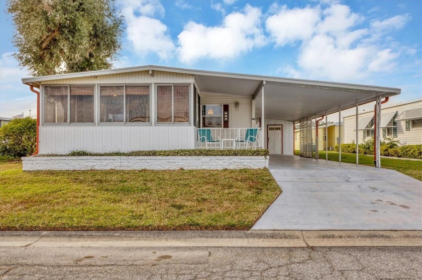 Welcome to Tidevue Estates, a land-owned 55+ community! This - Beach Home for sale in Ellenton, Florida on Beachhouse.com