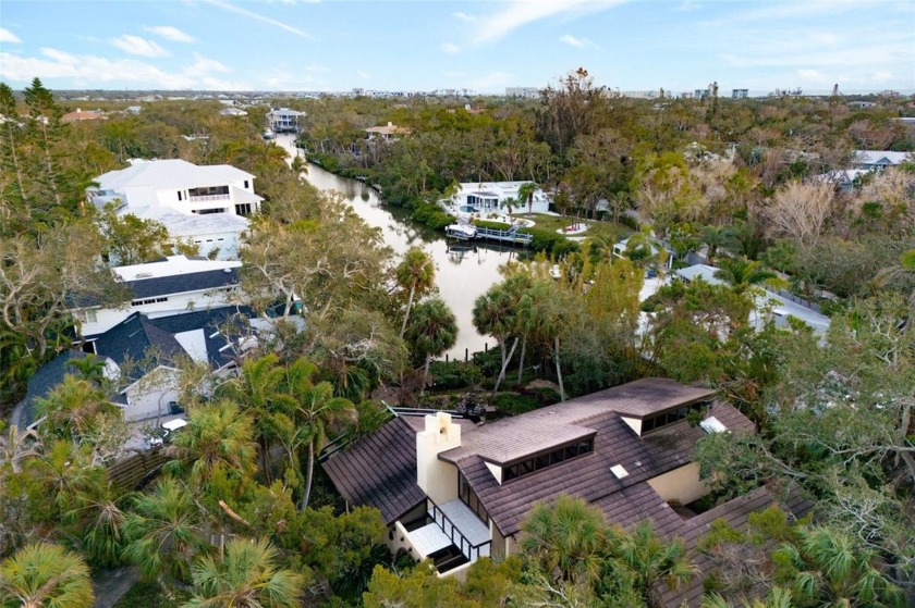 Attention architecture enthusiasts: This midcentury-modern - Beach Home for sale in Sarasota, Florida on Beachhouse.com