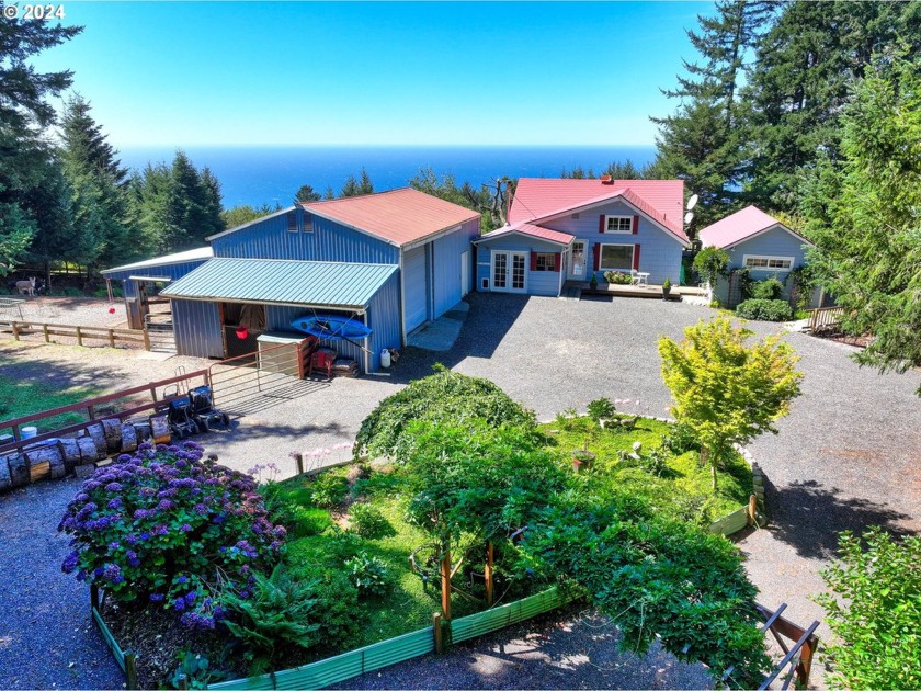 Situated on nearly 7 acres bordering Cape Sebastian State Park - Beach Home for sale in Gold Beach, Oregon on Beachhouse.com