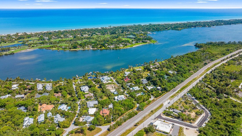 3 parcels to the SOUTH of the property are zoned Single Family - Beach Commercial for sale in Hobe Sound, Florida on Beachhouse.com