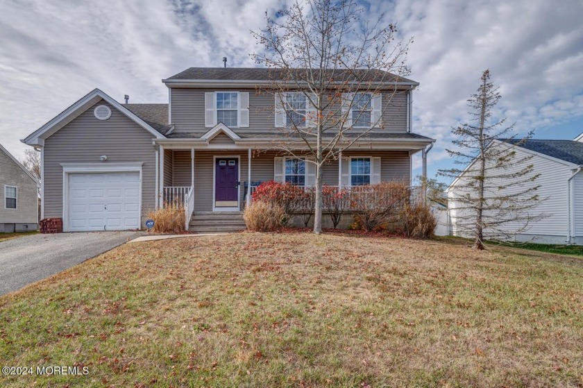 Welcome to this delightful three-bedroom - Beach Home for sale in Little Egg Harbor, New Jersey on Beachhouse.com