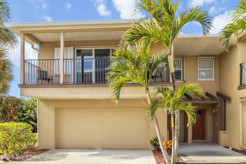 Nice 2-story END unit Townhome in the heart of Indialantic - Beach Condo for sale in Indialantic, Florida on Beachhouse.com