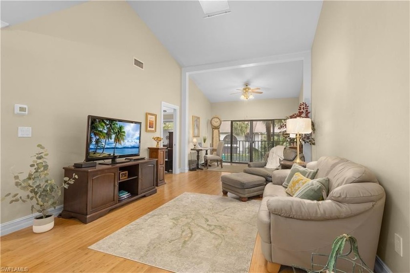 Must see immaculate condo centrally located in a quiet complex - Beach Condo for sale in Naples, Florida on Beachhouse.com