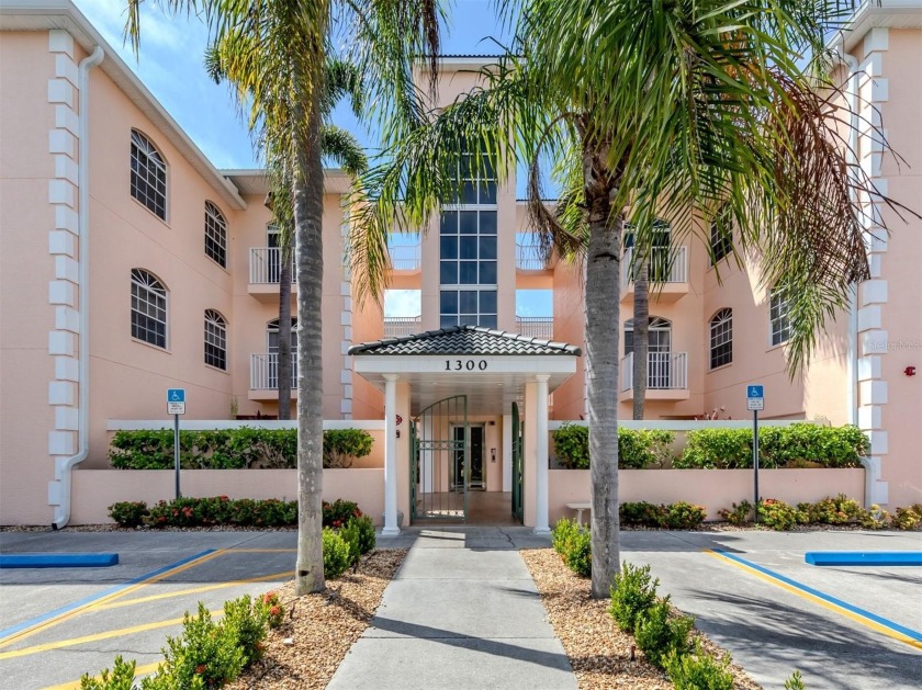 Experience the Best of Venice Living in this Stunning Condo!
 - Beach Condo for sale in Venice, Florida on Beachhouse.com