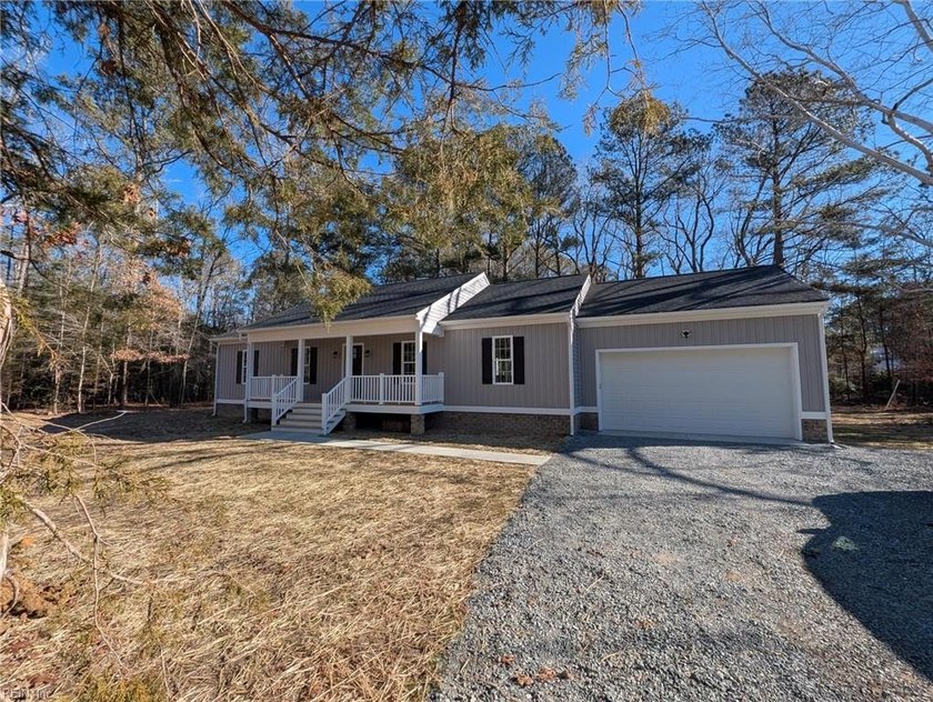 Brand New Custom Construction - Completed and Move In Ready! - Beach Home for sale in Gloucester, Virginia on Beachhouse.com
