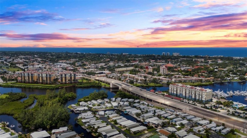 Major Price Adjustment for this Handyman Special!
WATERFRONT! - Beach Home for sale in Venice, Florida on Beachhouse.com