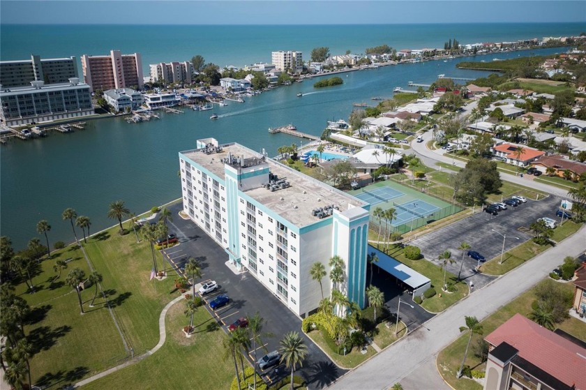 GORGEOUS VIEWS await you in this move in ready 2 bedroom 2 bath - Beach Condo for sale in Largo, Florida on Beachhouse.com