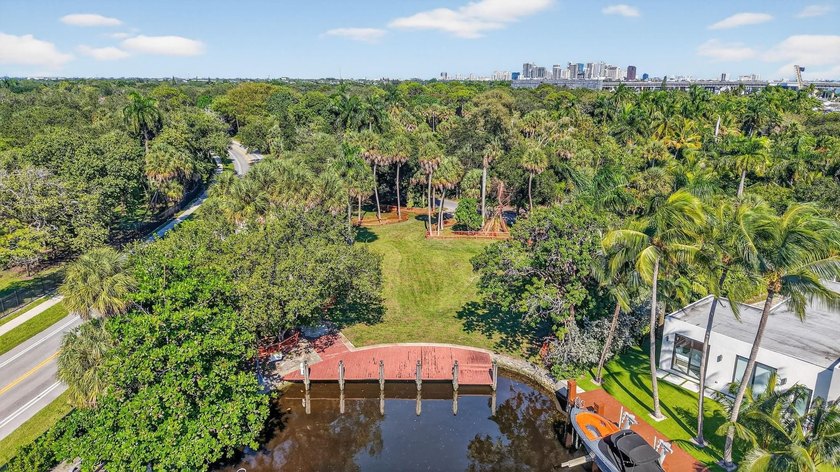 The Riverland area of Fort Lauderdale is known for the beautiful - Beach Lot for sale in Fort Lauderdale, Florida on Beachhouse.com