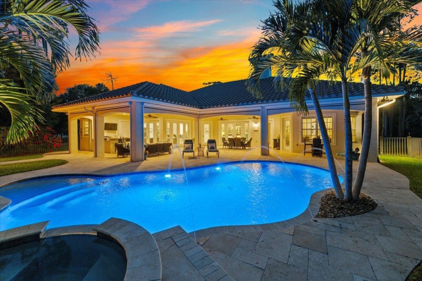 DREAM HOME ALERT!!!  Paddock Park Perfection  built in 2013! - Beach Home for sale in Wellington, Florida on Beachhouse.com