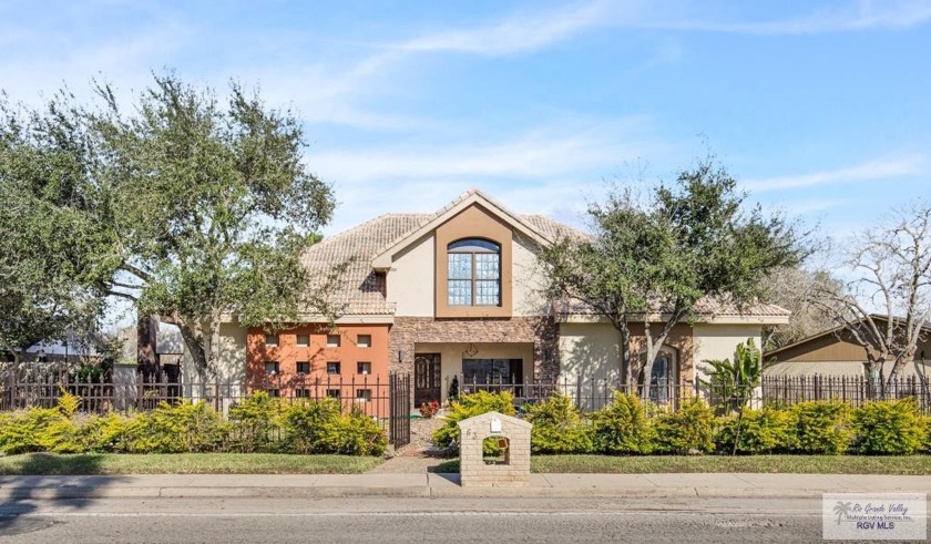 This lovely home sits on nearly half an acre in the center of - Beach Home for sale in Brownsville, Texas on Beachhouse.com