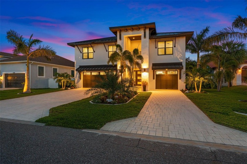 Under contract-accepting backup offers. This stunning modern - Beach Home for sale in Tierra Verde, Florida on Beachhouse.com