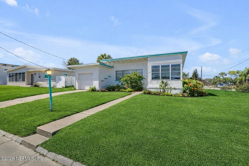 Move-in ready and beautifully renovated, this charming 3-bedroom - Beach Home for sale in Daytona Beach, Florida on Beachhouse.com