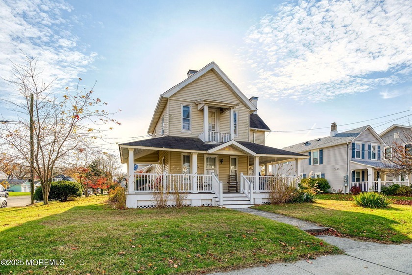 No more showings offers due 11/22 by 4PM Fantastic corner-lot - Beach Home for sale in Bradley Beach, New Jersey on Beachhouse.com