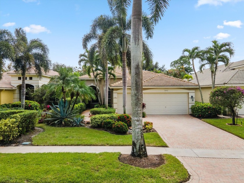 Presenting one of the largest residences in Wycliffe Golf and - Beach Home for sale in Lake Worth, Florida on Beachhouse.com