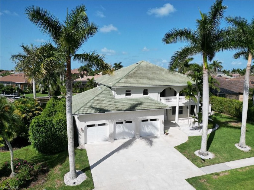 This expansive coastal residence on Marco Island, FL, is a - Beach Home for sale in Marco Island, Florida on Beachhouse.com
