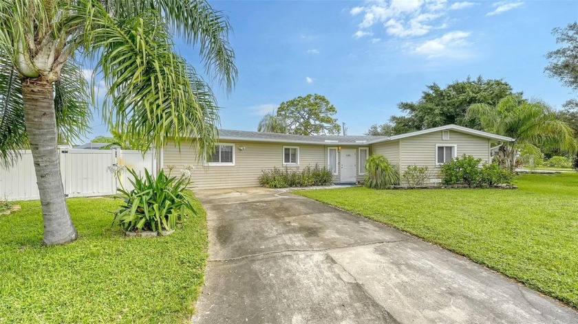 Welcome to your dream home in South Venice! This immaculate - Beach Home for sale in Venice, Florida on Beachhouse.com