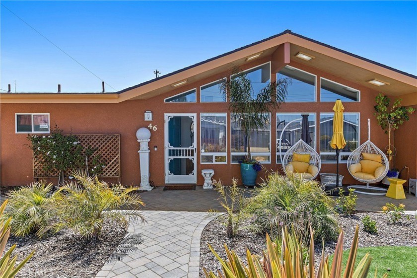 Walk through the front door and you are in a very spacious - Beach Home for sale in Cayucos, California on Beachhouse.com